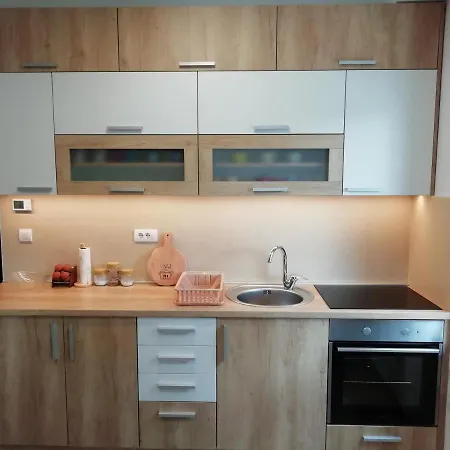 Exeo شقة زلاتيبور